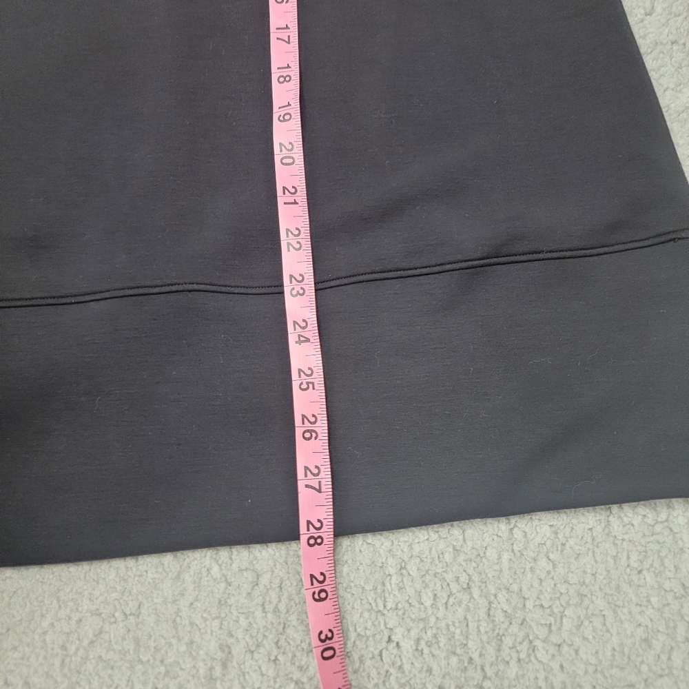 Spanx Air Essentials Tunic Tank Top Blouse  Very Black Women's Size M. Pre-owned - Picture 9 of 11